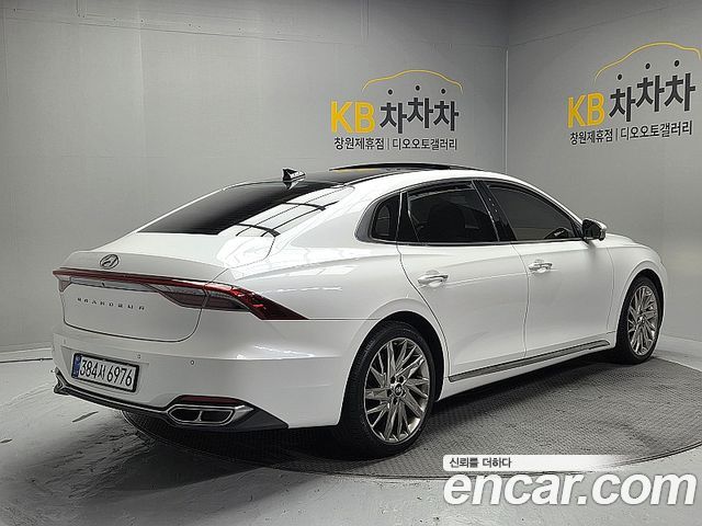 Hyundai Grandeur из Кореи Encar