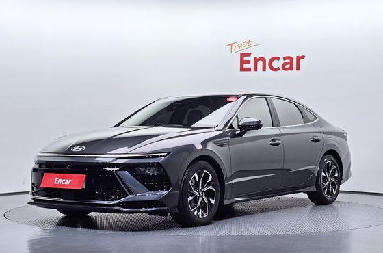 Hyundai Sonata 2.0 Exclusive — пробег 15 091 км — фото 1 из 5