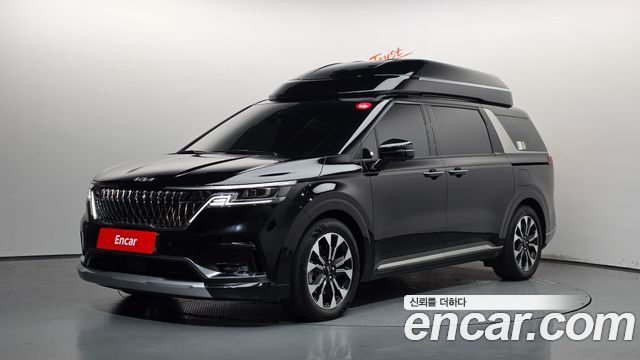 Kia Carnival Diesel 9-Seater Hi-Limousine Signature — пробег 49 341 км — фото 1 из 5