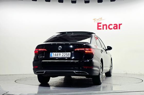 Volkswagen Jetta 1.4 TSI Prestige — пробег 140 840 км — фото 4 из 5