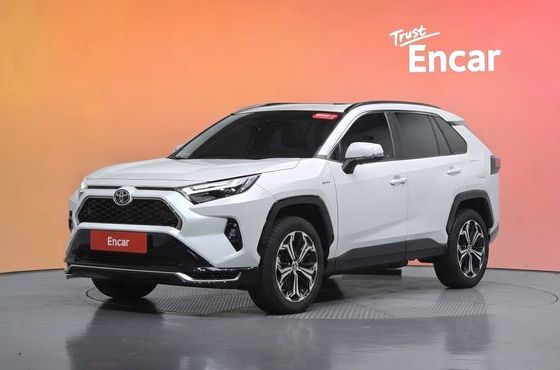 Toyota RAV4 2.5 4WD PHEV XSE — пробег 5 305 км — фото 1 из 5