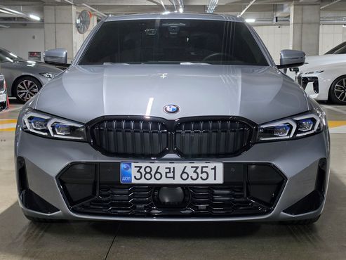 BMW 3-Series 320i M Sport — пробег 4 435 км — фото 3 из 5