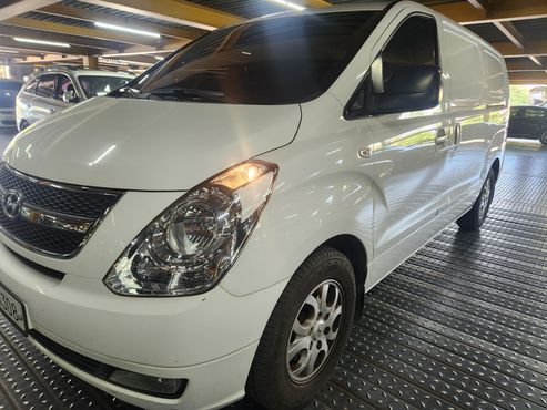 Hyundai Starex 3-Seater VAN CVX Luxury — пробег 237 881 км — фото 1 из 5