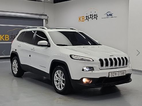 Jeep Cherokee 2.4 Longitude AWD — пробег 113 030 км — фото 4 из 5