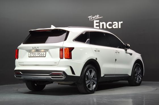 Kia Sorento HEV 1.6 2WD Signature — пробег 33 785 км — фото 2 из 5