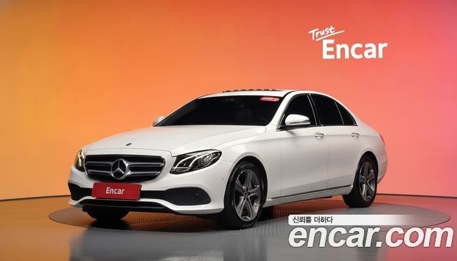 Mercedes-Benz E-Class E300 Avantgarde — пробег 96 003 км — фото 1 из 5