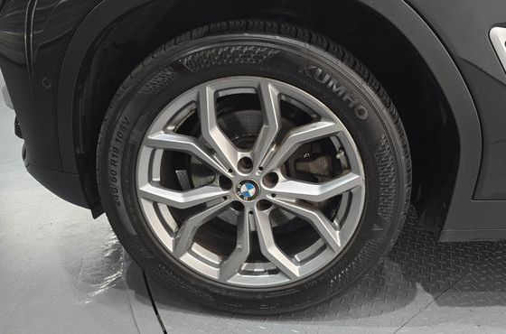BMW X3 xDrive 20d — пробег 68 037 км — фото 5 из 5