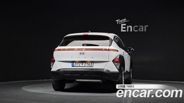 Hyundai Kona Modern — пробег 29 809 км — фото 4 из 5