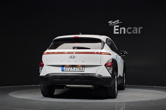 Hyundai Kona Modern — пробег 29 809 км — фото 4 из 5