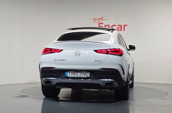 Mercedes-Benz GLE-Class GLE400d 4MATIC Coupe — пробег 65 072 км — фото 4 из 5