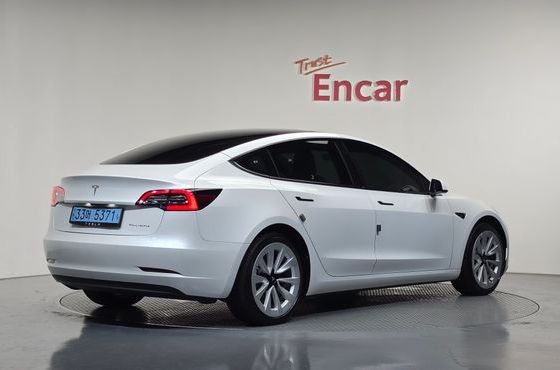 Tesla Model 3 Long Range AWD — пробег 80 913 км — фото 2 из 5