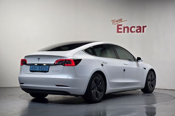Tesla Model 3 Long Range AWD — пробег 59 873 км — фото 2 из 5