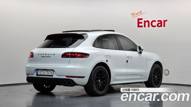 Porsche Macan 3.0 GTS 95B — пробег 65 483 км — фото 2 из 5
