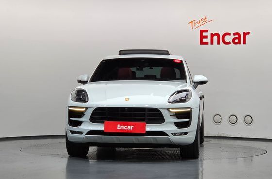 Porsche Macan 3.0 GTS 95B — пробег 65 483 км — фото 3 из 5
