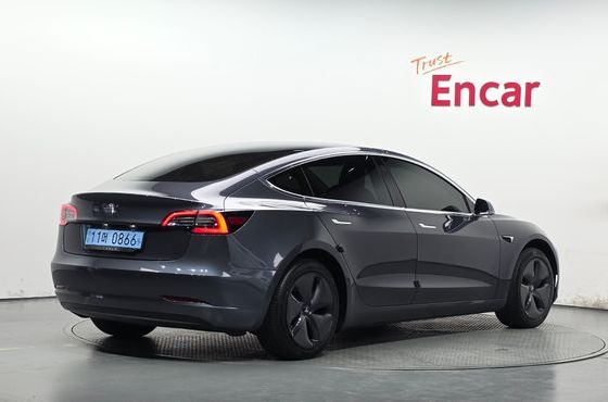 Tesla Model 3 Standard Range Plue RWD — пробег 96 718 км — фото 2 из 5