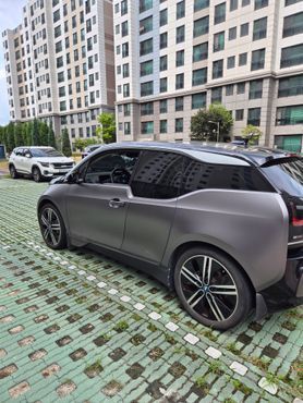 BMW i3 SOL+ — пробег 68 300 км — фото 2 из 5