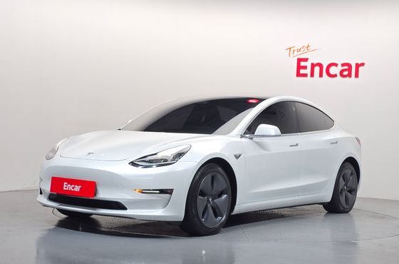 Tesla Model 3 Long Range AWD — пробег 63 515 км — фото 1 из 5
