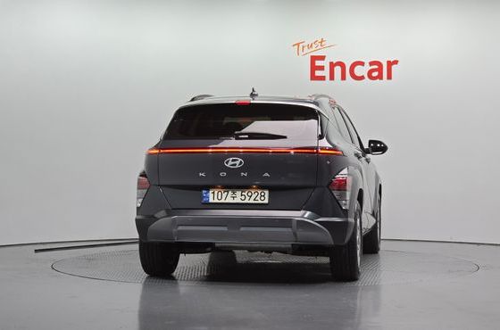 Hyundai Kona Premium — пробег 28 376 км — фото 4 из 5