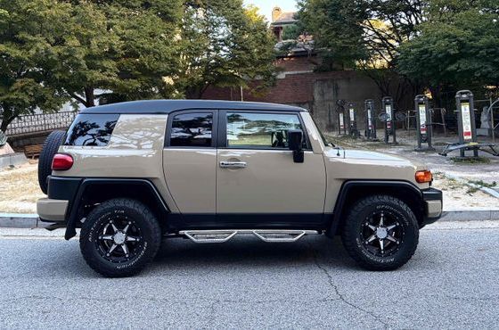 Toyota FJ Cruiser 4WD V6 — пробег 173 000 км — фото 3 из 5