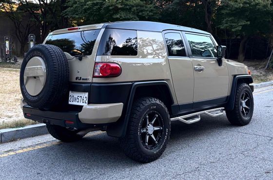 Toyota FJ Cruiser 4WD V6 — пробег 173 000 км — фото 4 из 5