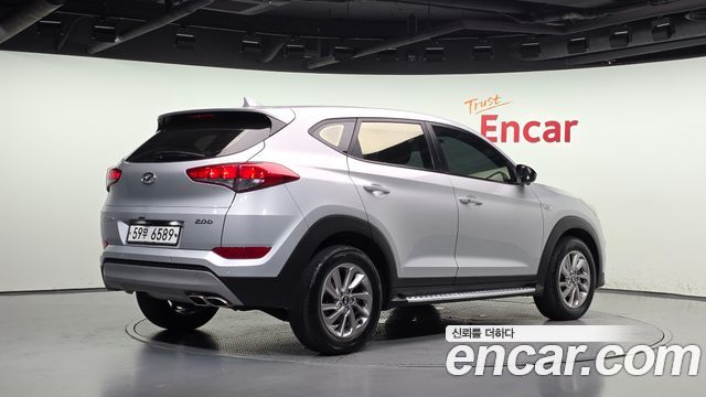 Hyundai Tucson Diesel 2.0 2WD Smart — пробег 175 434 км — фото 2 из 5