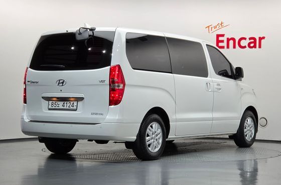 Hyundai Starex Van 3-Seater Smart — пробег 88 860 км — фото 2 из 5