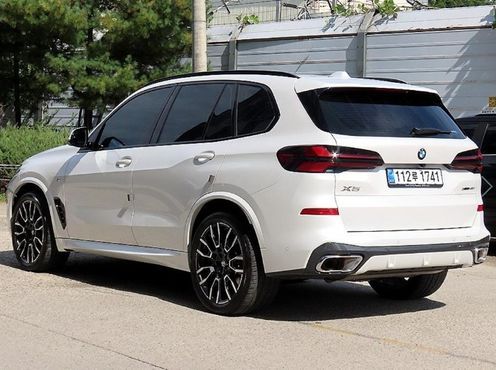 BMW X5 xDrive 40i M Sport — пробег 16 701 км — фото 3 из 3