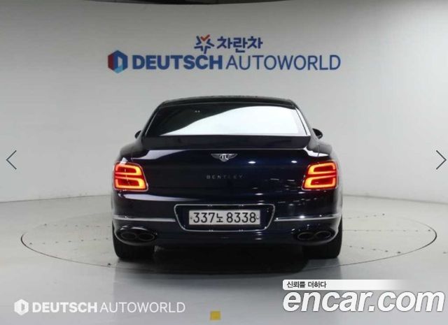 Bentley Flying Spur 4.0 — пробег 86 399 км — фото 4 из 5
