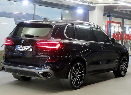 BMW X5 M50i — пробег 52 696 км — фото 4 из 5