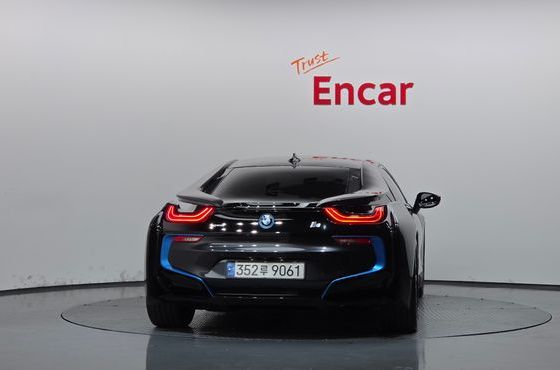 BMW i8 Coupe — пробег 71 965 км — фото 4 из 5