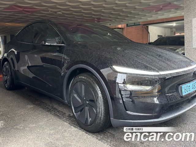 Tesla Model Y Premium RWD — пробег 3 000 км — фото 2 из 5