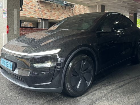 Tesla Model Y Premium RWD — пробег 3 000 км — фото 3 из 5
