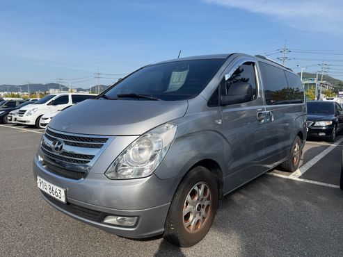 Hyundai Starex 3-Seater VAN CVX Luxury — пробег 251 175 км — фото 2 из 5