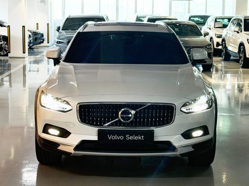 Volvo V90 B5 Ultra AWD — пробег 12 749 км — фото 3 из 5