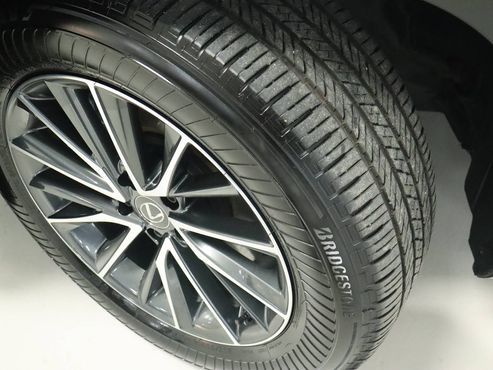 Lexus NX Premium — пробег 11 841 км — фото 5 из 5