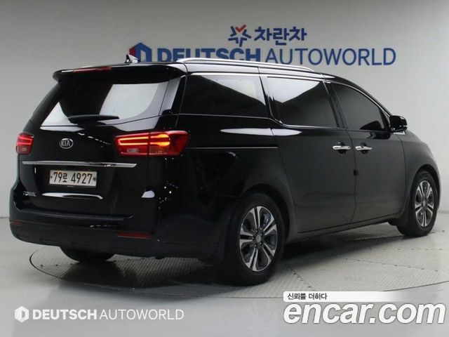 Kia Carnival 11-Seater Prestige — пробег 162 286 км — фото 2 из 5