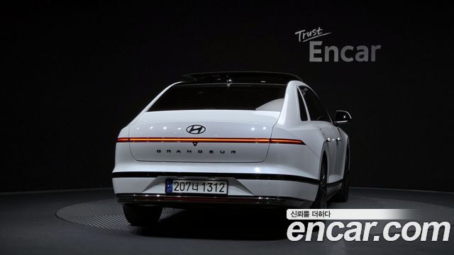 Hyundai Grandeur из Кореи Encar