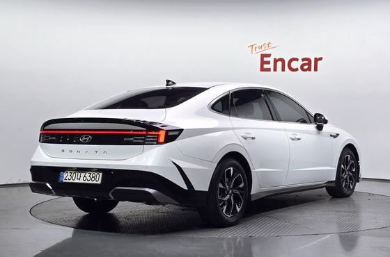 Hyundai Sonata 2.0 Exclusive — пробег 14 825 км — фото 2 из 5
