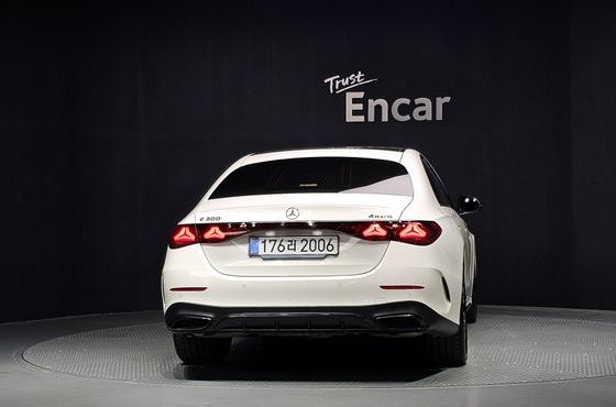 Mercedes-Benz E-Class E300 4MATIC AMG Line — пробег 21 586 км — фото 4 из 5