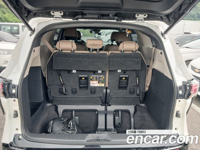 Toyota Sienna 2.5 Hybrid AWD — пробег 103 966 км — фото 5 из 5