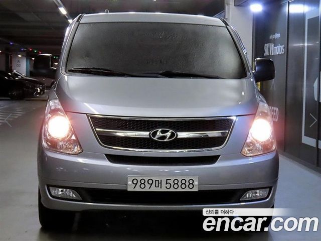 Hyundai Starex 5-Seater LPi VAN CVX Luxury — пробег 130 714 км — фото 2 из 5