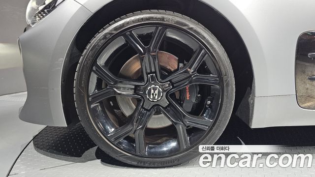 Kia Stinger 3.3 GT AWD Tribute Edition — пробег 97 815 км — фото 5 из 5