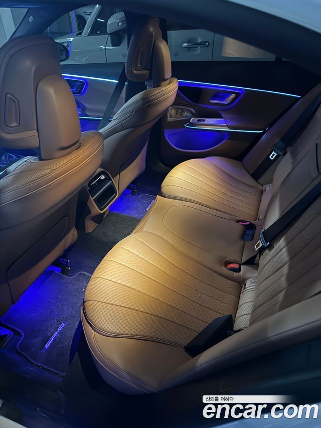 Mercedes-Benz E-Class E300 4MATIC AMG Line — пробег 17 150 км — фото 4 из 5