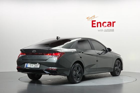 Hyundai AVANTE 1.6 Modern — пробег 33 660 км — фото 2 из 5
