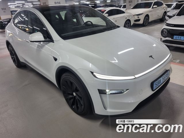 Tesla Model Y Long Range AWD — пробег 8 000 км — фото 2 из 5