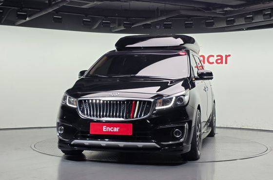 Kia Carnival 7-seater Hi-limousine VIP — пробег 208 477 км — фото 3 из 5