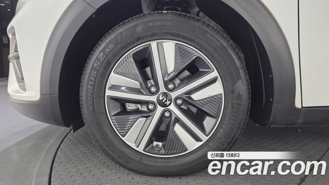 Kia Niro 1.6 HEV Prestige — пробег 93 776 км — фото 5 из 5