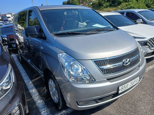 Hyundai Starex 5-Seater VAN CVX Luxury — пробег 107 928 км — фото 2 из 5