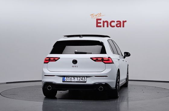 Volkswagen Golf 2.0 GTI — пробег 41 232 км — фото 4 из 5