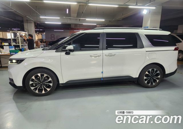 Kia Carnival Gasoline 9-Seater Prestige — пробег 54 337 км — фото 2 из 5